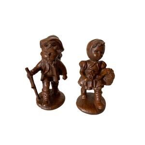 Red Mill Mfg. 1989 2 hiking children figurines statues hiking gathering